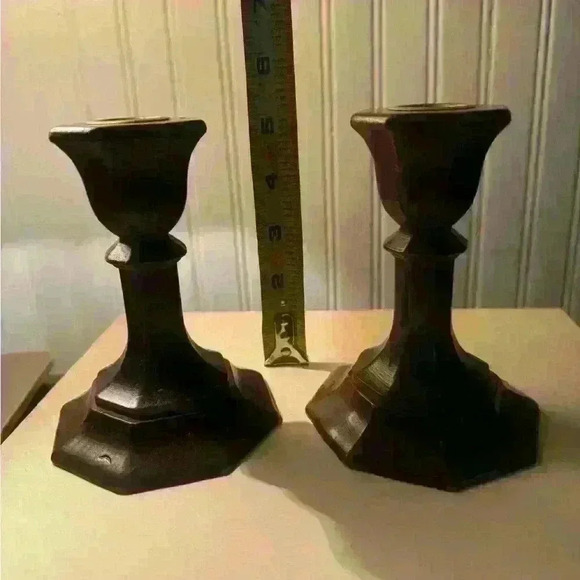 Set of 2 candle stick holders made from wood - Picture 2 of 8